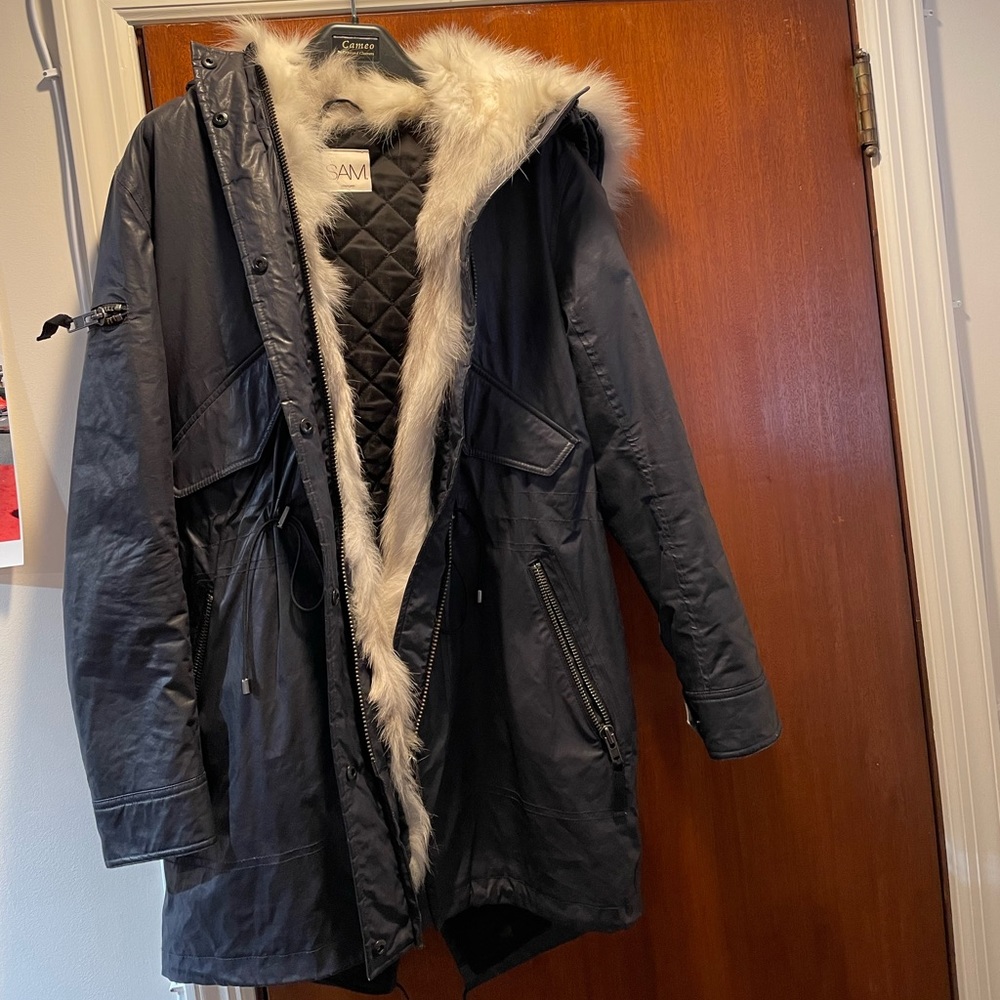 SAM. New York waxed parka with fur trim